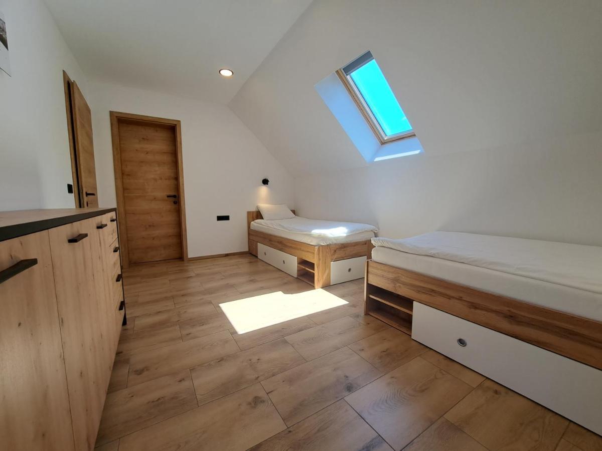 Riverside Apartma 2, Kranjska Gora Bagian luar foto